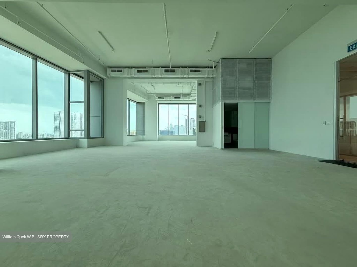 Arc 380 (D8), Office #532390581